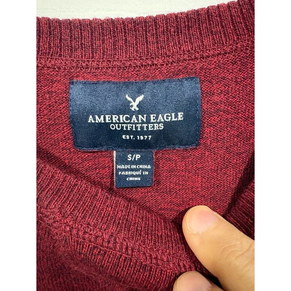 American Eagle Outfitters Sweater Mens Small Burgundy Cotton Crew Neck Logo